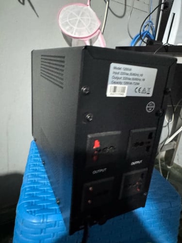 UPS