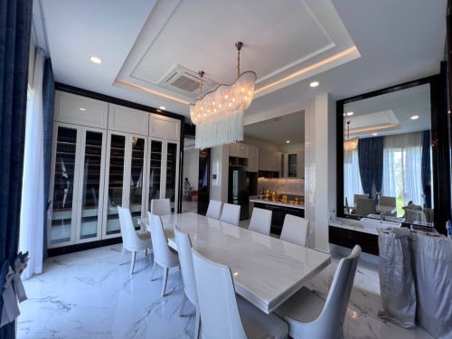 Villa For Rent