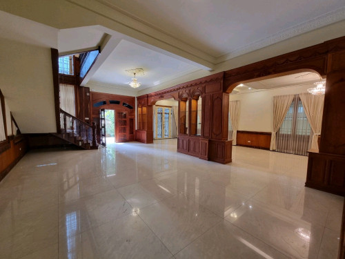 Villa for rent in BKK1