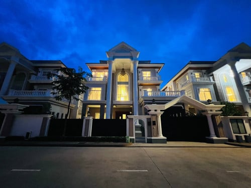 Villa for RENT! • Location: Borey PH Boueng Snor.