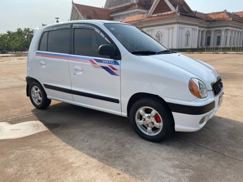 Visto 2000 ជាប្រភេទឡានថ្មី ធានាមិនបុកប៉ះ មិនច្រេះ ម៉ាស៊ីនប្រអប់លេខនៅសំណុំ ជិះស្រួល ស៊ីសាំងតិច