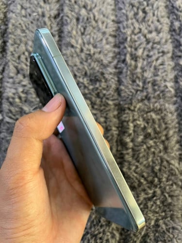 Xiaomi 14 12GB 512GB 99% 379$