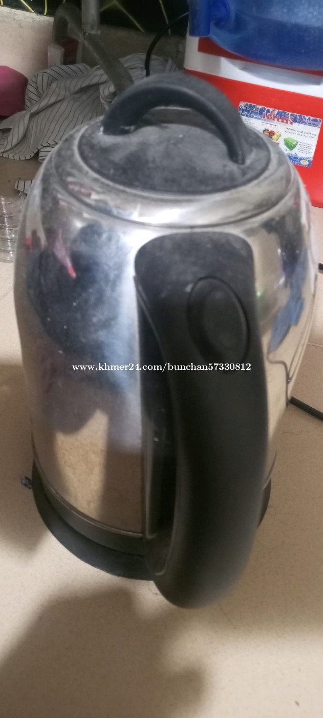 លក់នៅដូចថ្មី