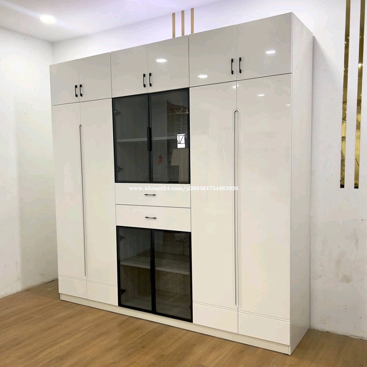 ទូរដាក់សំភារៈ