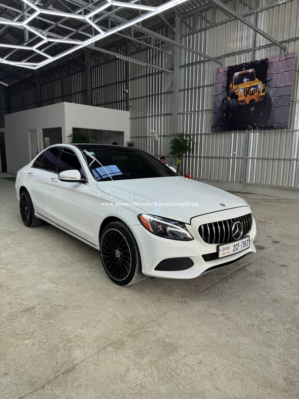 C300 Available for rent