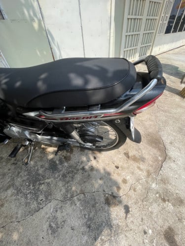 លក់ម៉ូតូផ្ទាល់ខ្លួន