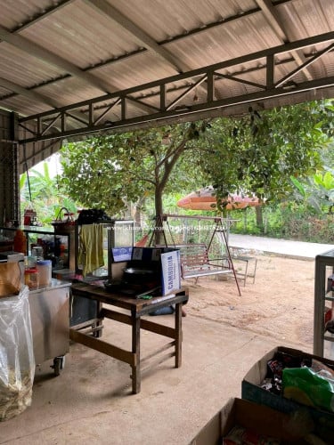 ដីលក់នៅក្រុងអរិយក្សត្រ