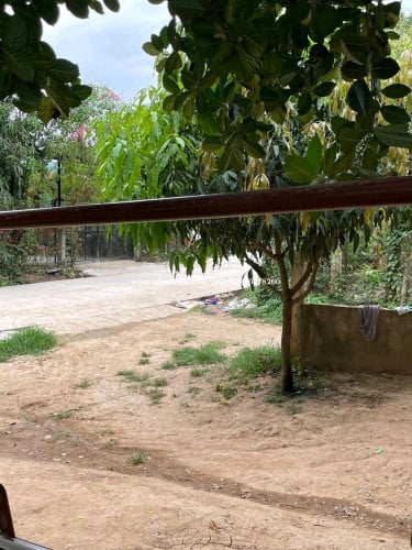 ដីលក់នៅក្រុងអរិយក្សត្រ