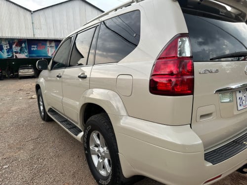 លក់ម្ចាស់ប្រលផ្ទាល់