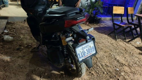 ម៉ូតូលក់ប្រញ៉ាប់