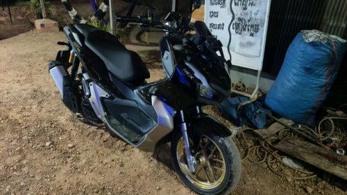 ម៉ូតូលក់ប្រញ៉ាប់