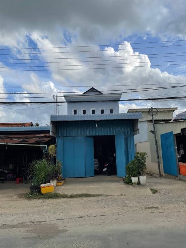 ផ្ទះអាជីវកម្មលក់