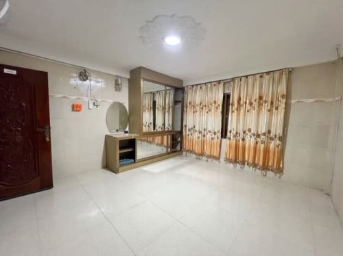 ផ្ទះលក់,នៅជិតផ្សារត្រី,មាន14បន្ទប់គេង