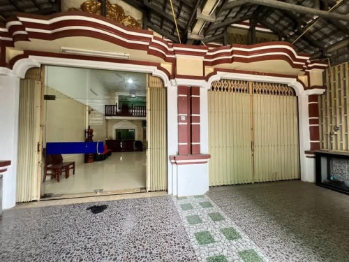 ផ្ទះលក់,នៅជិតផ្សារត្រី,មាន14បន្ទប់គេង