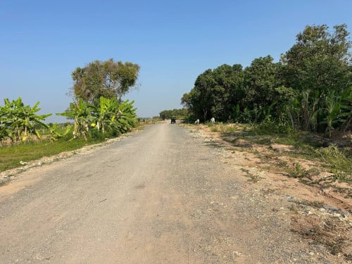 ដីលក់បន្ទាន់ព្រែកលួង ទំហំ 15m x 130m