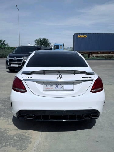 $26,800 Mercedes C300 AMG ស្លាកលេខខ្ពស់