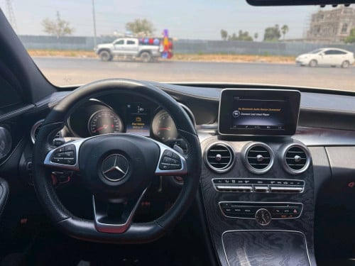 តម្លៃពីរមុន $29,900 តម្លៃលក់ $26,900 Mercedes C300 AMG វើតៗបងប្អូន