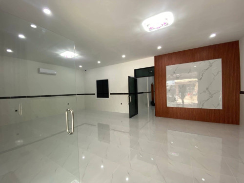 អាគារពាណិជ្ជកម្មលក់490000$ ចរចា,ឫដាក់ជួល5500$ចចារ