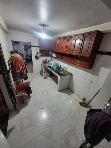 ផ្ទះជួលមាន5បន្ទប់គេង7បន្ទប់ទឹក,សម្ភារៈគ្រប់ គ្រែពូក,ជួល1800$/ខែ ចរចា