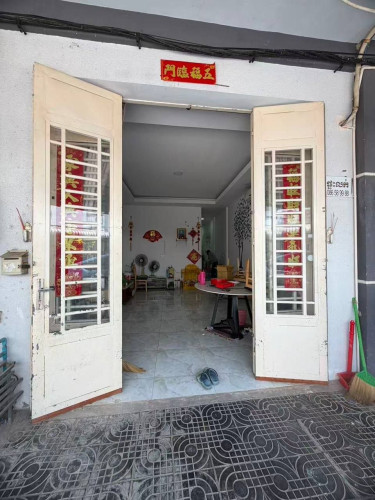 #ផ្ទះលក់បន្ទាន់តម្លៃក្រោមទីផ្សារ 53,000$