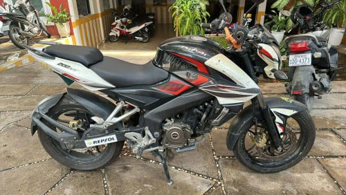 លក់ 800 $ ចរចា ឆ្នាំ015 ម្ចាស់ដេីម