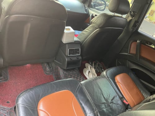 ចង់លក់ឡានAudi Q7 S-line 2007ម៉ាស៊ីនម៉ាស៊ុត ឡានជិះធ្វើការ