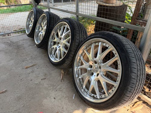 យ៉ាន់ forged R19