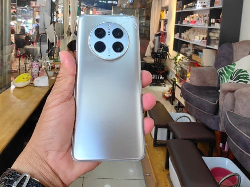 #HUAWEI  Mate 50 Pro 🍁  🍁 ក្រុមហ៊ុនស៊ីម 2 🍁 85% 🍁 🍁 8GB ram + 256GB rom  .🍁 🍁  195$  🍁