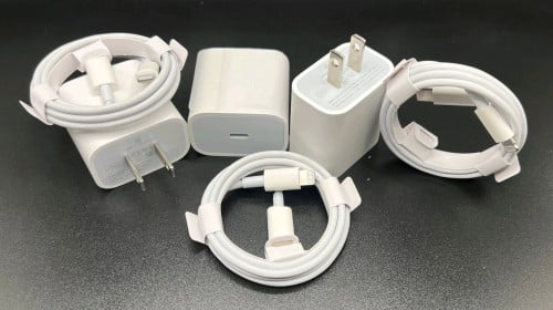 ឈុតសាកធូរ iP14pm 25w *** (អត់ប្រអប់)