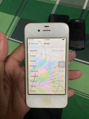 លក់Iphone4 បែកមុខក្រោយនៅប្រើបាន