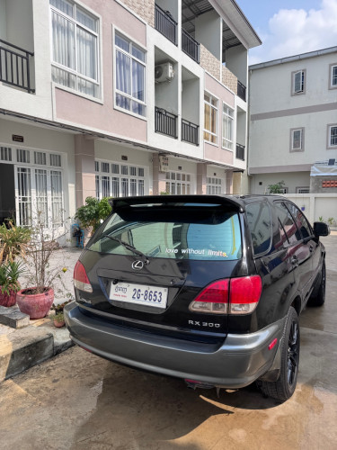 ឡានលក់ Lexus rx300 ឆ្នាំ2000 ហ្គាស លាយសាំង ភ្នំពេញ ចចារ