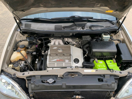លក់Lexus RX300 ឆ្នាំ2002ប៉ុង2 ឡានថ្មីម្ចាស់ដើមទី១✅ធានាឡានអត់បុកអត់ប៉ះ អត់ច្រេះ ទឹកថ្នាំសុិន80%