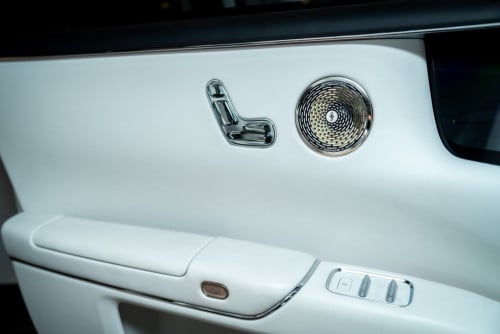 ថ្មី ខ្លាញ់គោ Maextro S800 EV Executive edition ទិញភ្លាមដកភ្លាម