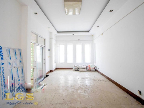 🏠ផ្ទះអាជីវកម្ម សម្រាប់ជួល | Shop House for Rent