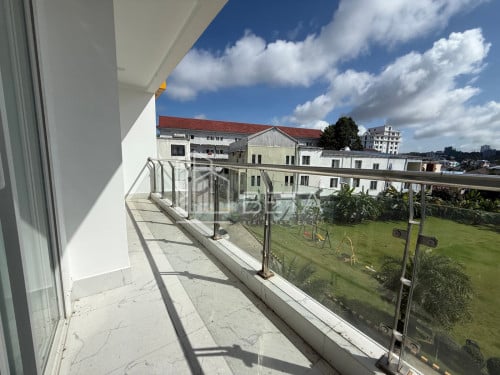 👨‍👩‍👧‍👦 MASSIVE 111 SQM FAMILY RESIDENCE – HEART OF SIHANOUKVILLE