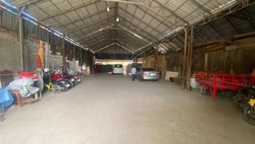 🔰ឃ្លាំងអាជីវកម្មជួលលើផ្លូវធំ ក្រុងតាខ្មៅ។
