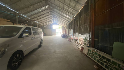 🔰ឃ្លាំងអាជីវកម្មជួលលើផ្លូវធំ ក្រុងតាខ្មៅ។