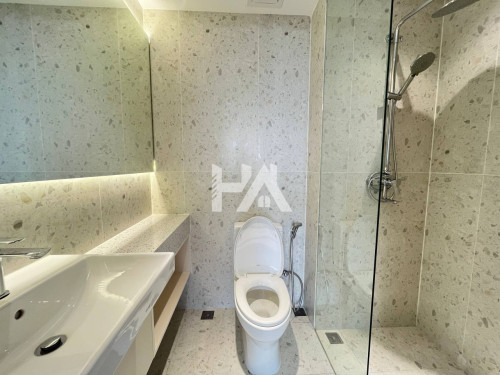 1 bed + 1 bath Condo for Sale in BKK 1
