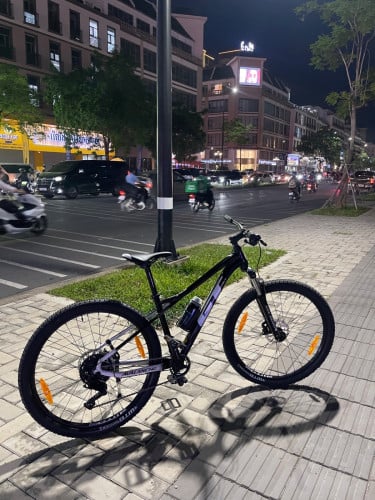 350$​ ចចារ​បាន​ GT Avalanche Comp Size S