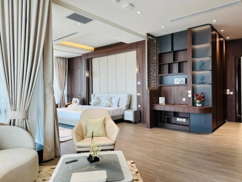 5 Bed Sky-Villa for rent - Tonle Basak Near Aeon 1