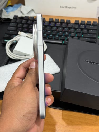 729$ Vivo x200 ultra 512GB 99%