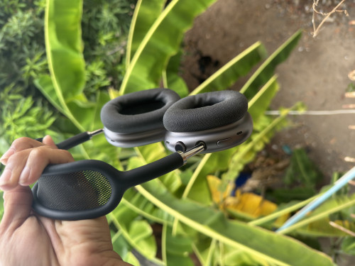 AirPods Max