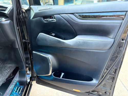 Alphard 2016 Top option Up 2025 ឡានថ្មីណាស់