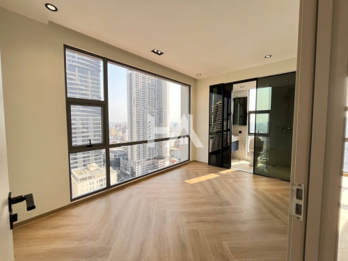 BKK-1 Condo Time Square 306 for Sale