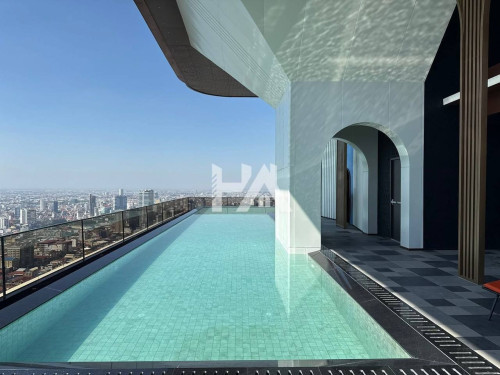 BKK-1 Condo Time Square 306 for Sale
