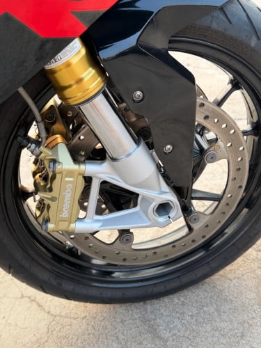 BMW S1000RR 018 ប្រភេទម៉ូតូស្អាត​ពន្ធពេញ​លក់ធូៗបងប្អូន​ចាប់អារម្មណ៍​ទាក់ទងមកបាទ💌