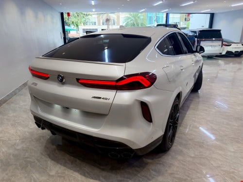 BMW X6 M package