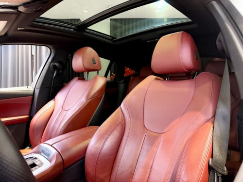 BMW X6 M package