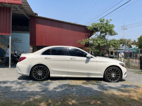 C300 AMGរកឡាន​ស្អាតខ្លាំង​កុំ​ថាំលុយ​អី​ អត់អស់ស្យុងគ្រូទៀត