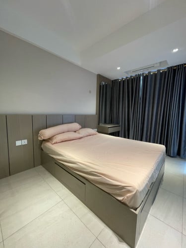 Condo resale urgently